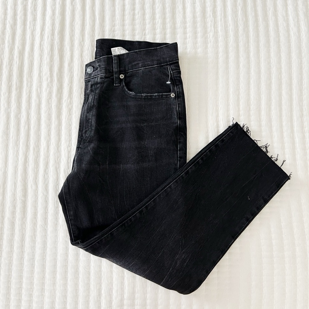 NWOT GAP Black Girlfriend Jeans - 8/29